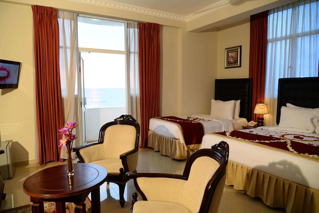 Lazaani Hotel Colombo Quarto foto